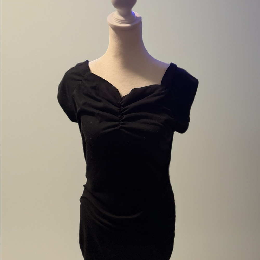 Stylish Black Top with Ruched Design